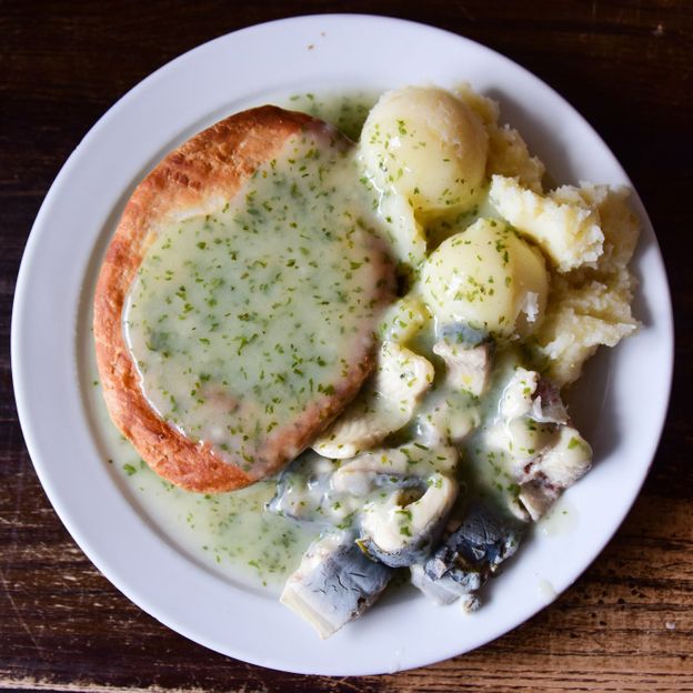 Pie with liquor and jellied eel can be still found on the menu at London's eel and pie houses (Credit: Sergio Amiti/Getty Images)
